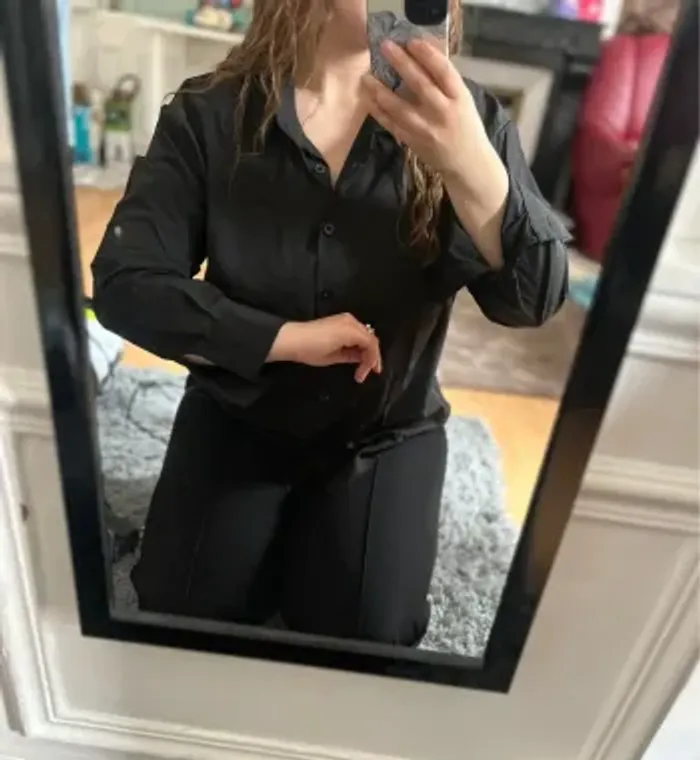 Chemise noir - photo numéro 2