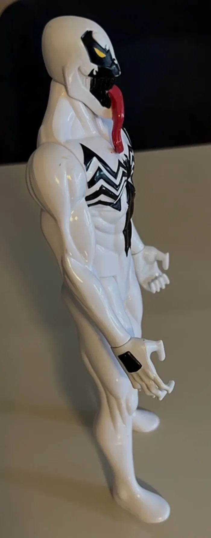 Figurine Anti - Venom Marvel sélect -30 cm - photo numéro 2