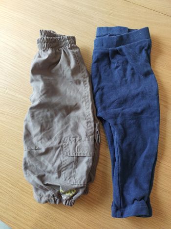 Lot 2 pantalons 12m
