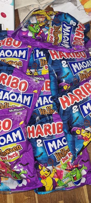 10 packets 800g  bonbon à 35e soit 8kg