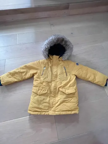 Veste okaidi 4 ans
