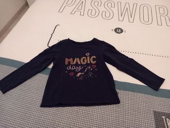 Vends Tshirt manches longues