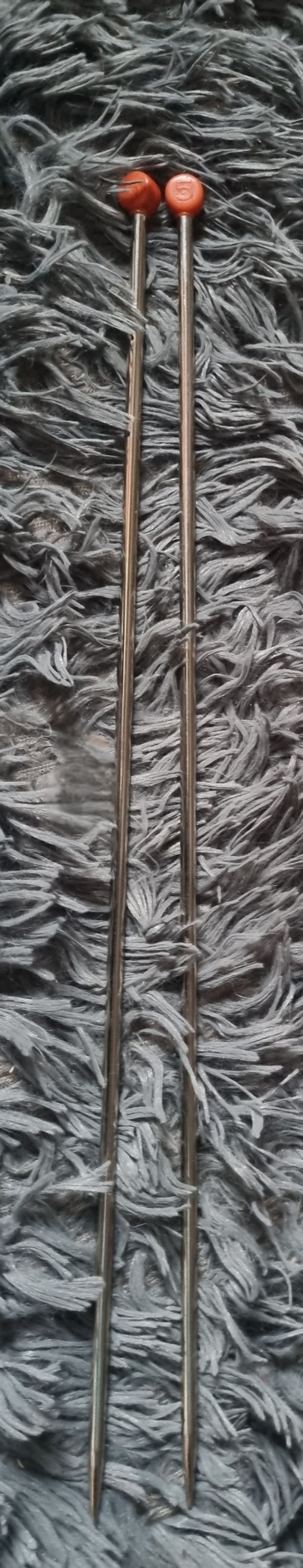 1 paires d'aiguille à tricot n'5