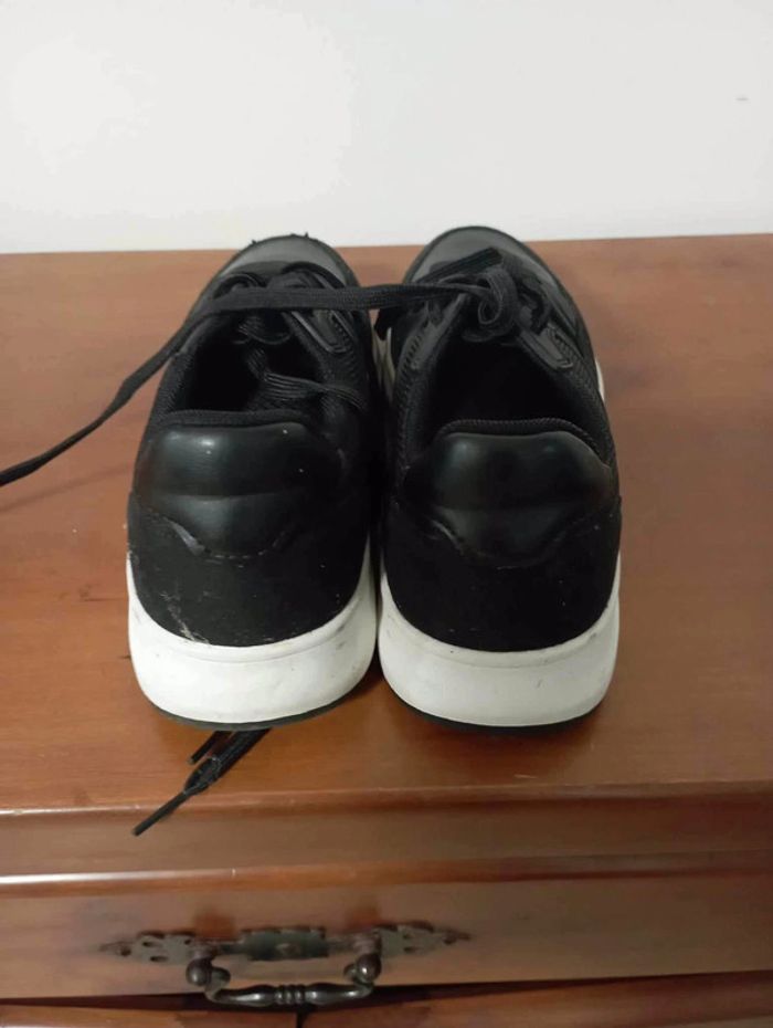 Chaussures fille noire taille 37 marque esmara très bon état porté quelques fois seulement. - photo numéro 4