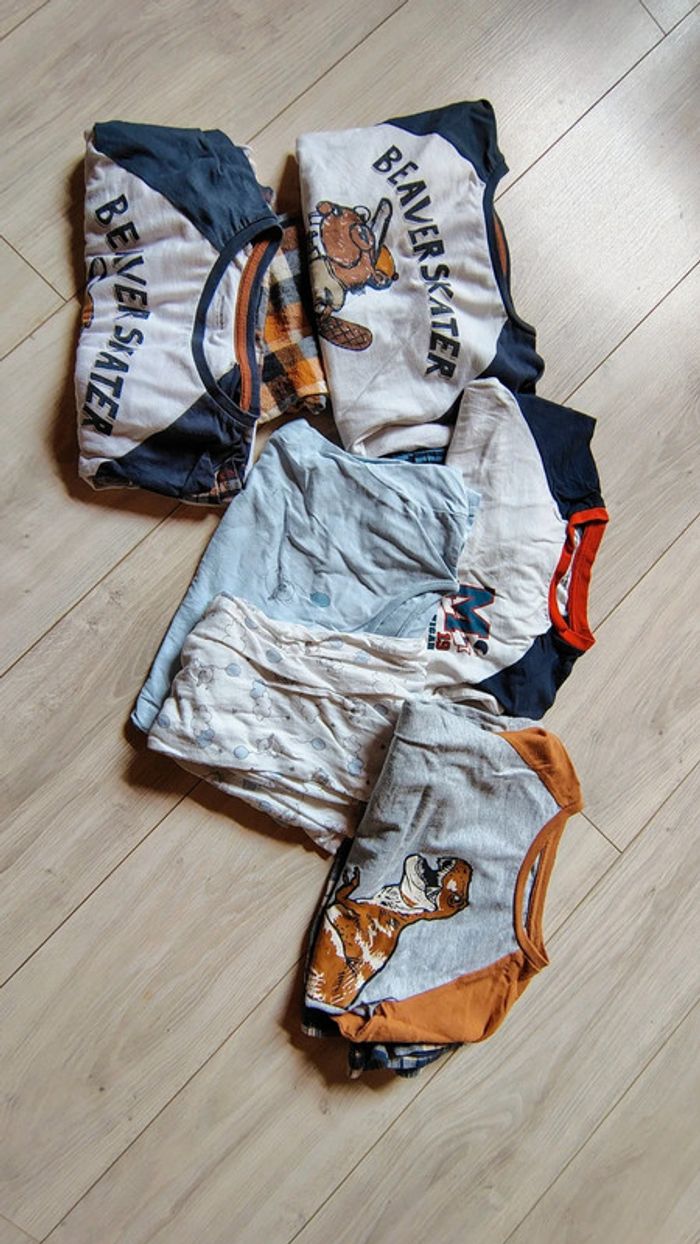 Lot de vêtements garçon 6 ans - photo numéro 3