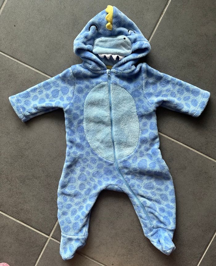 Combinaison pilou toute douce dinosaure Taille 6 mois