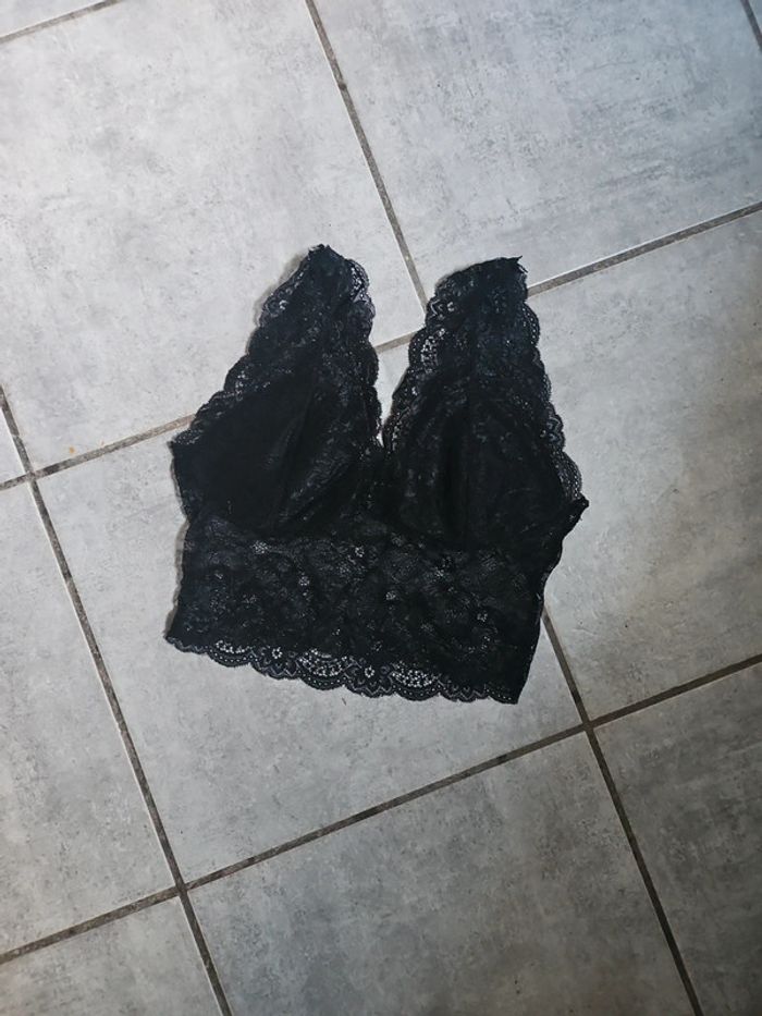 Joli soutien gorge dentelle