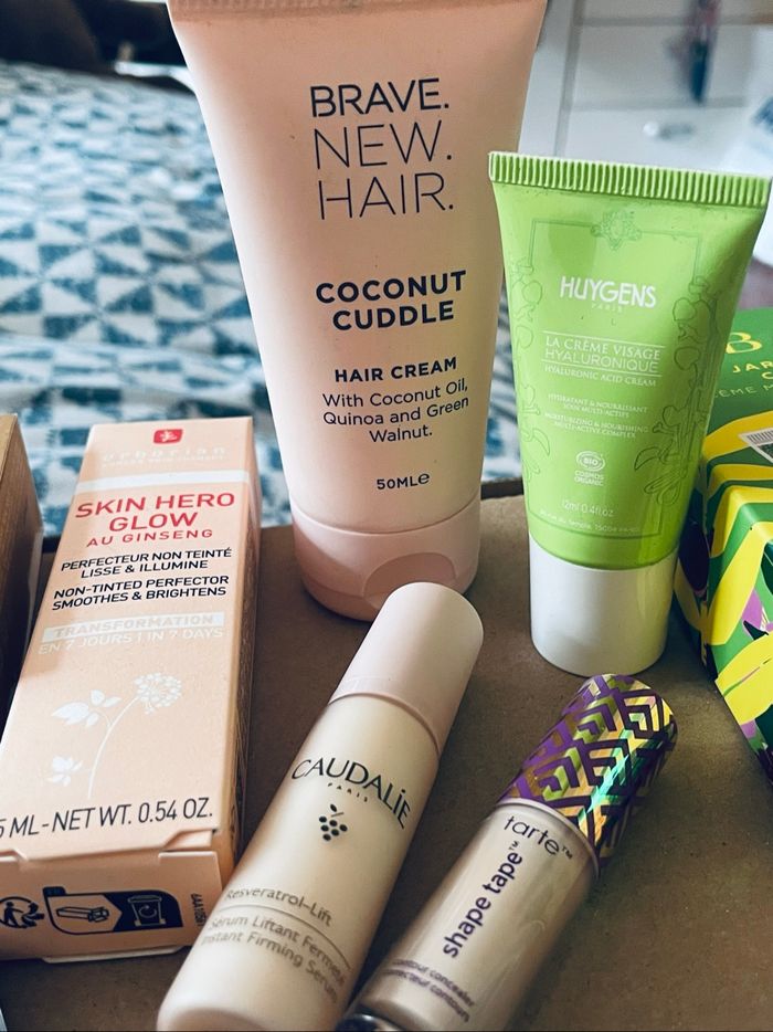 Magnifique lot cosmétique Tarte neuf - photo numéro 3