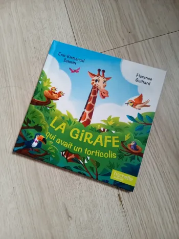 La girafe qui avait un torticolis
