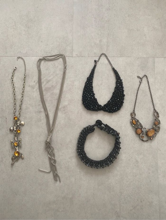 Lot de 5 colliers fantaisie