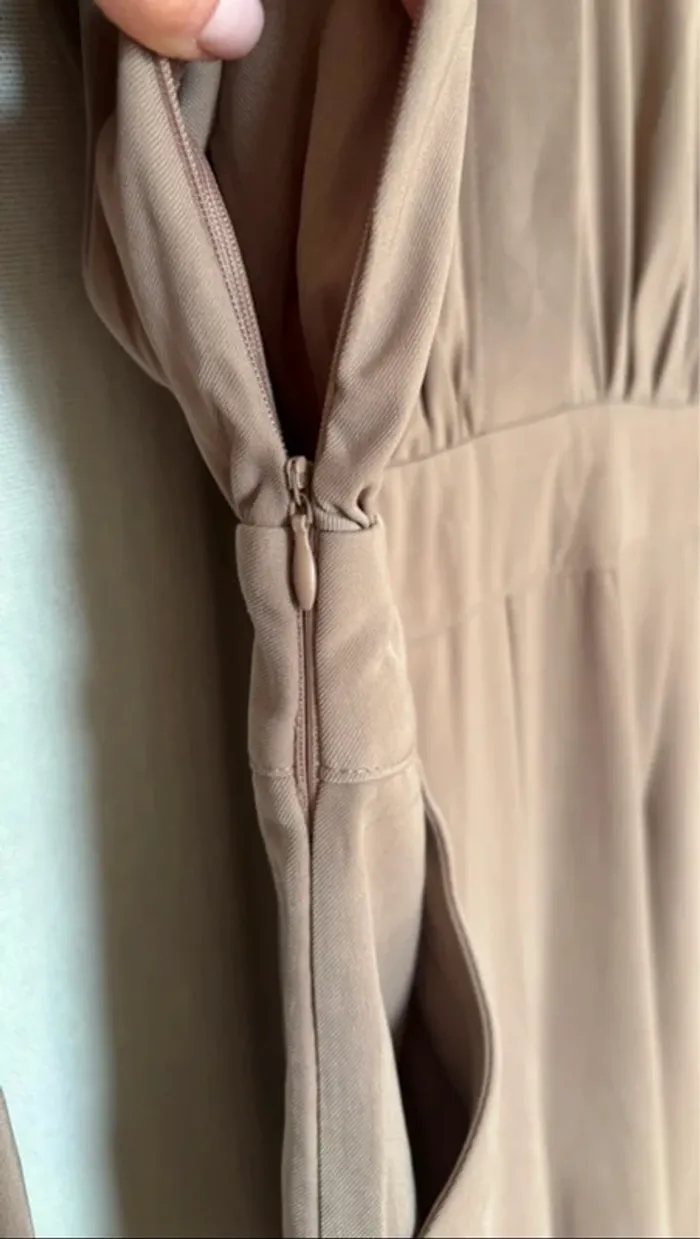 Combinaison style chemise oversize prettylittlething taupe - photo numéro 6