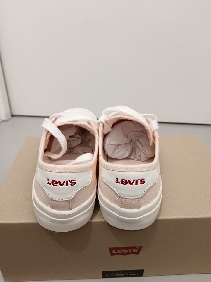 Tennis femme pointure 38 marque Levi's neuf sans étiquette - photo numéro 3