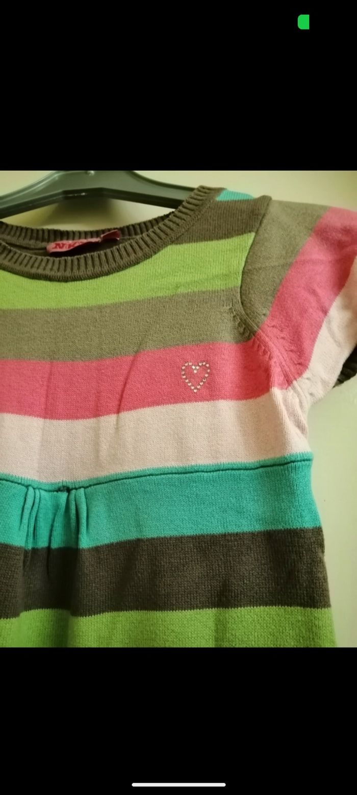 Belle robe tricot NKY à rayures. Taille 8 ans - photo numéro 3