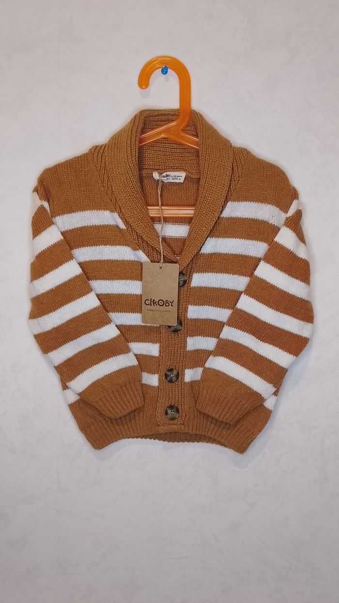 Gilet en maille pour enfant 18 mois +