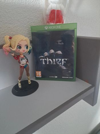 Jeu xbox one thief comme neuf