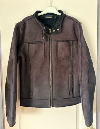  Veste effet daim OWK – Taille S – Noir – TBE