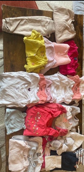 Lot de vêtements bébé 