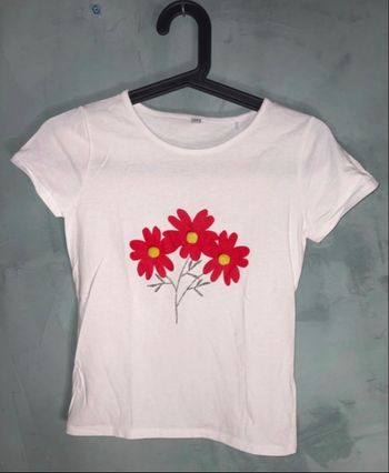 T shirt blanc fille fleurs pompons taille 12 ans 