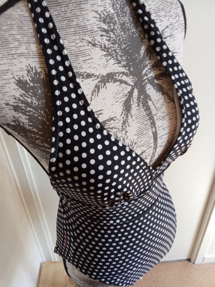 Maillot de bain femme une pièce tribord decathlon taille XS ou 34- 36, blanc, noir, motif pois - photo numéro 3