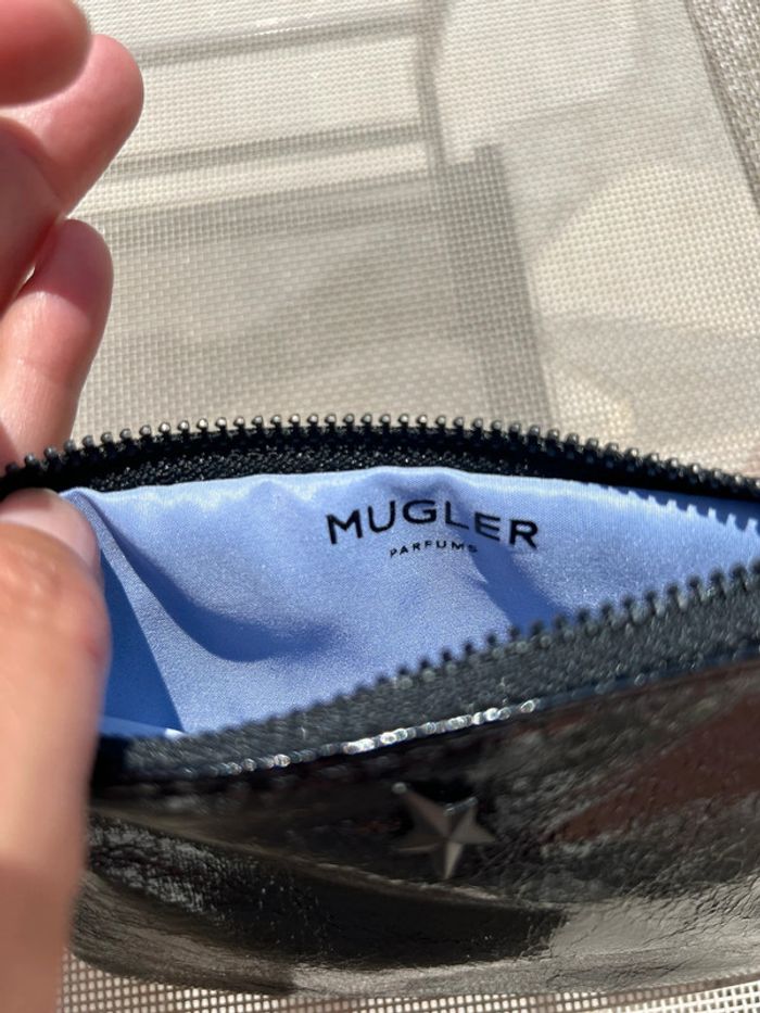 Pochette Mugler neuve - photo numéro 3