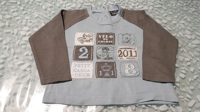 Tee shirt tout compte fait 18 mois