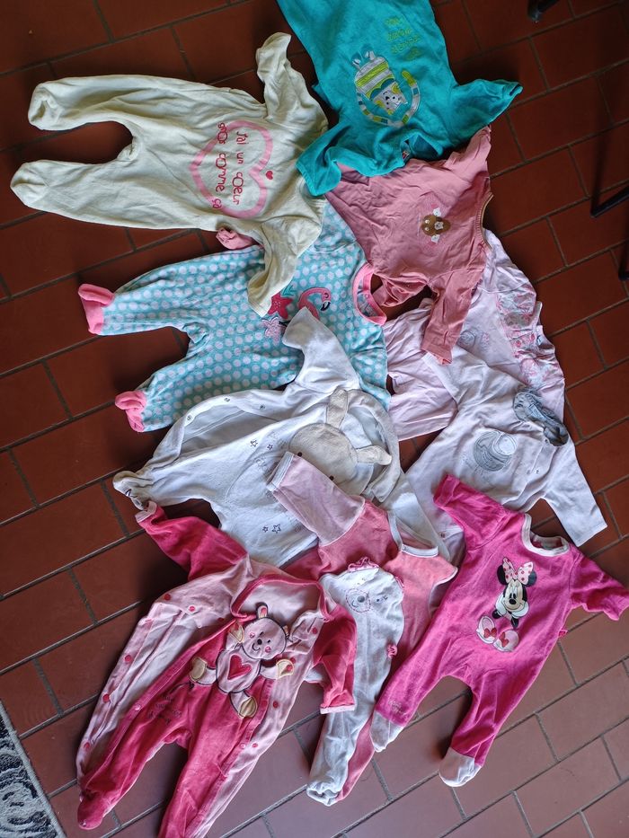 Lot des pyjama - photo numéro 3