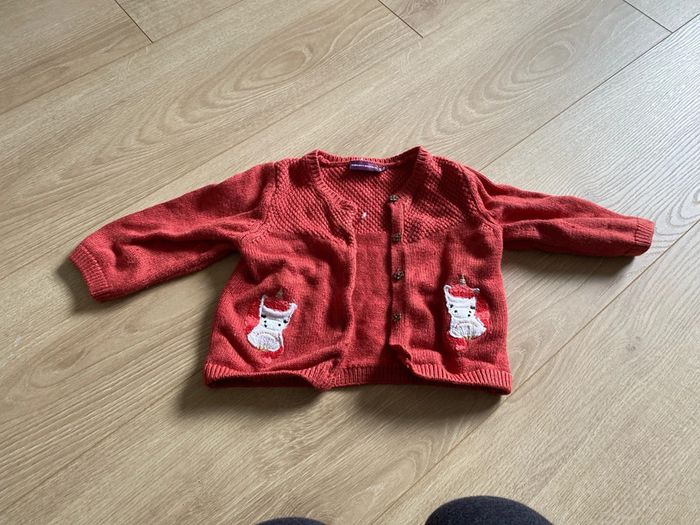 Lot vêtements 6 mois - photo numéro 3