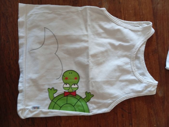 Lot de 6hauys sans manches taille 6 mois - photo numéro 4