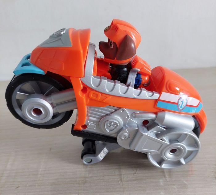 Moto Zuma - photo numéro 6