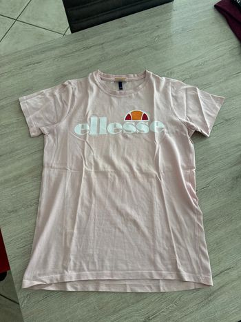 T-shirt ellesse 13/14 ans