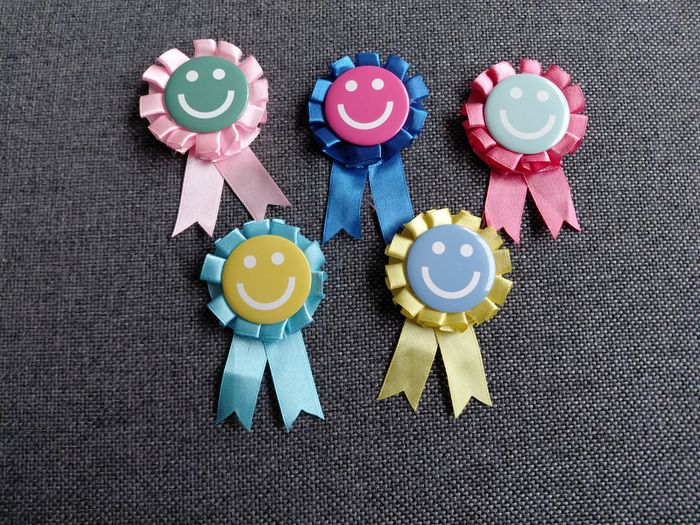 lot 5 badges pour enfants