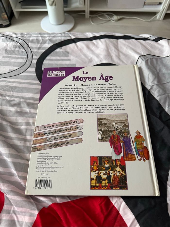 Livre le Moyen Âge - photo numéro 2