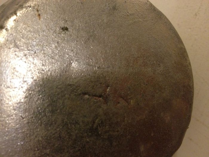 Ancien petit sceau gris argenté avec anse et couvercle pour décoration ou autre - photo numéro 5