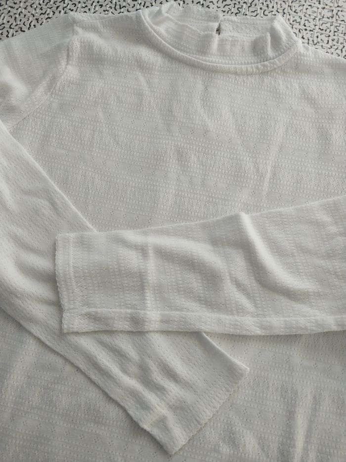 Haut blanc manches longues Kiabi – Taille M - photo numéro 8