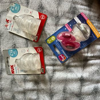 Tétine bébé