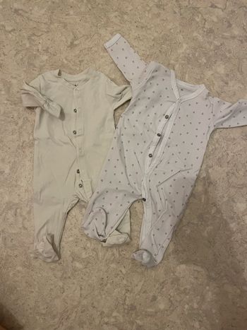 Lot 2 pyjamas léger 1M