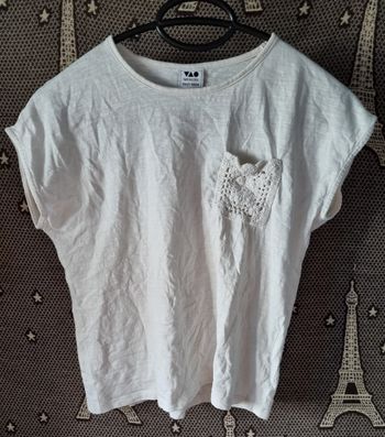 T-shirt blanc cassé 10ans