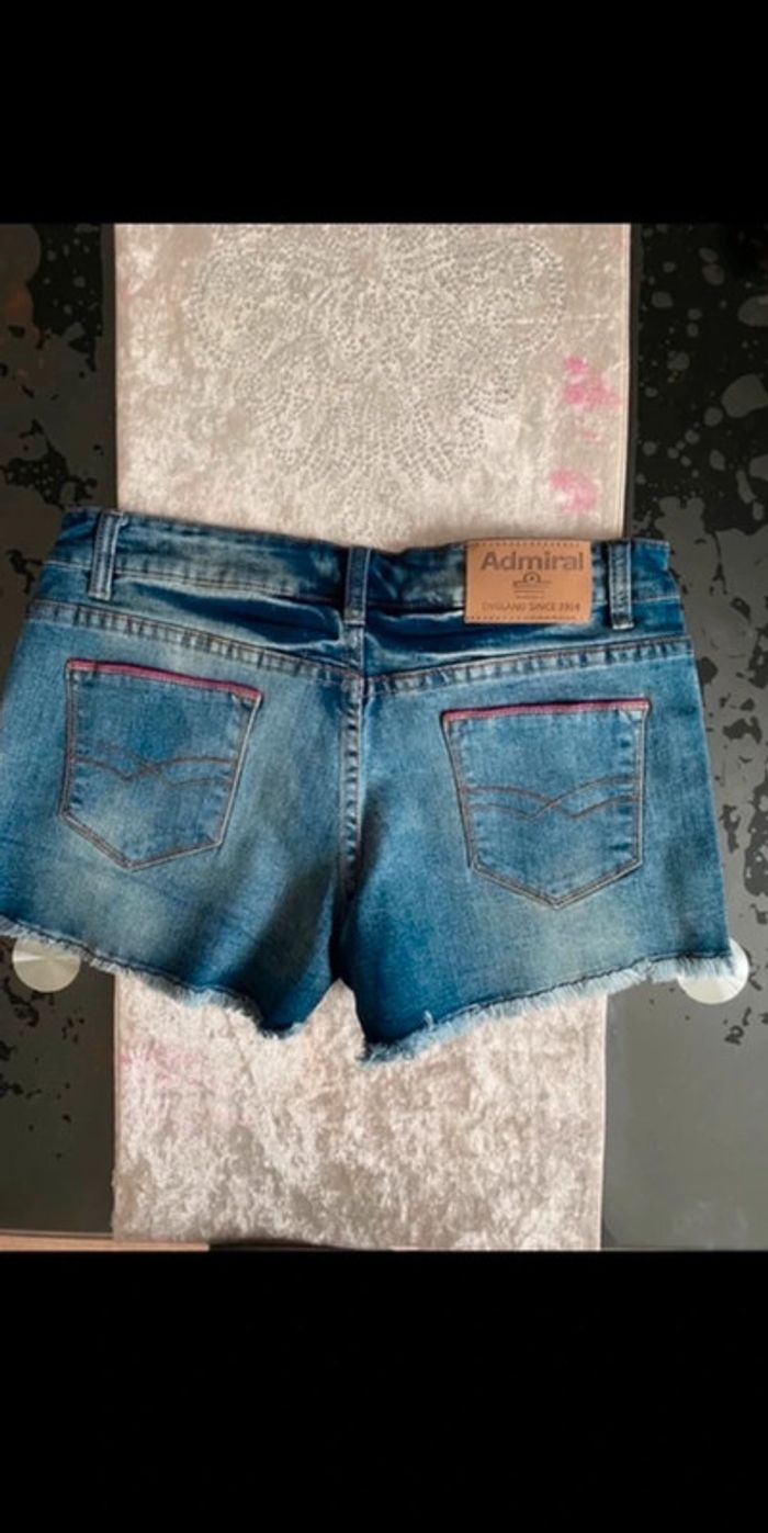 Short en jean taille M neuf - photo numéro 2