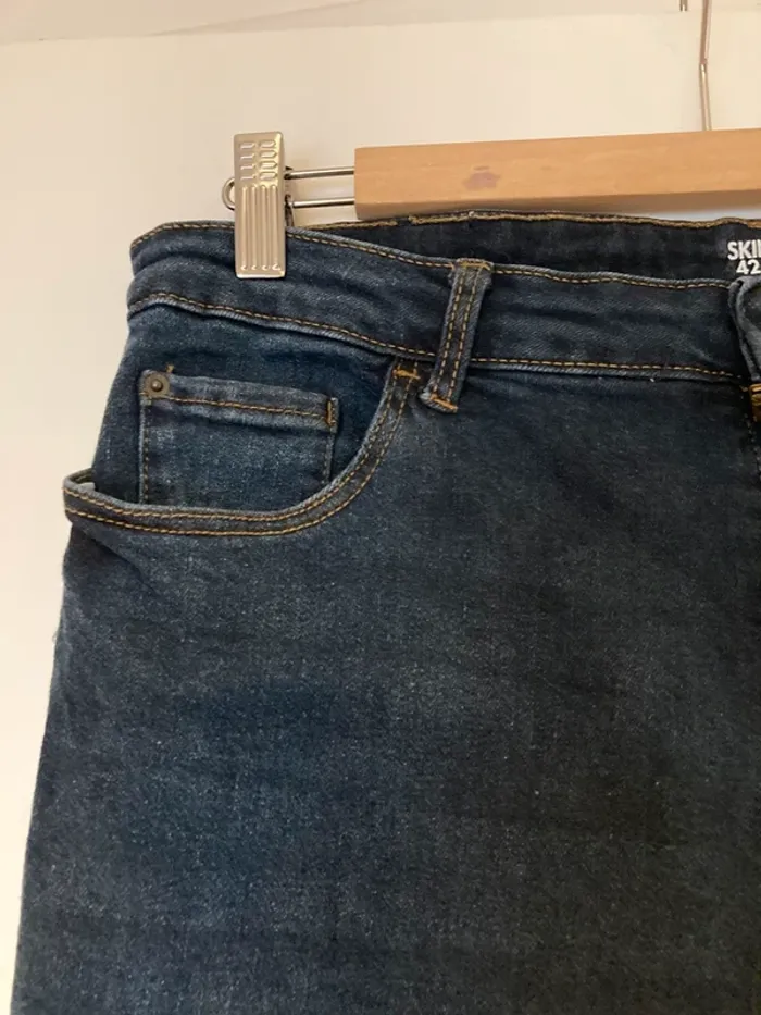 Jean skinny Kiabi longueur 7/8 (28) taille 42 - photo numéro 4