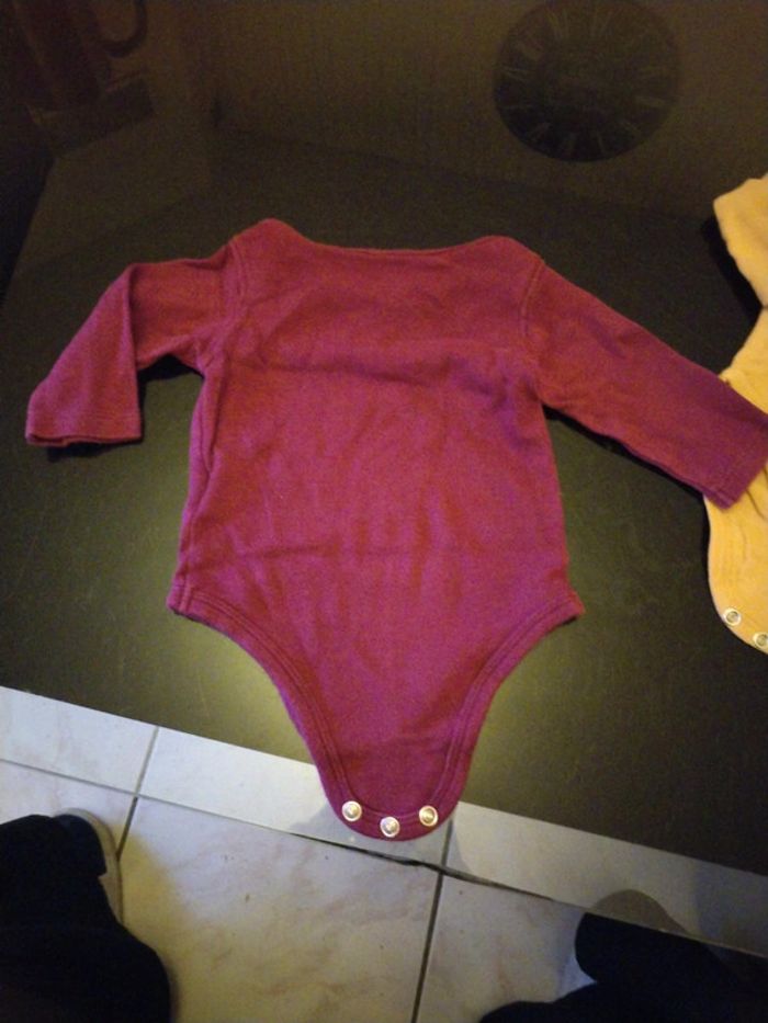 3 bodies - photo numéro 7