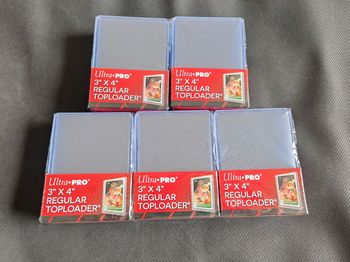 Lot de 5 paquets de 25 Toploaders Ultra pro neufs