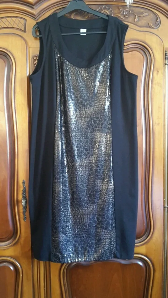 Robe taille xl - photo numéro 2