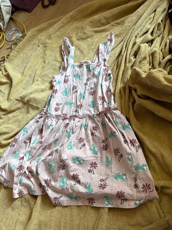 Robe rose