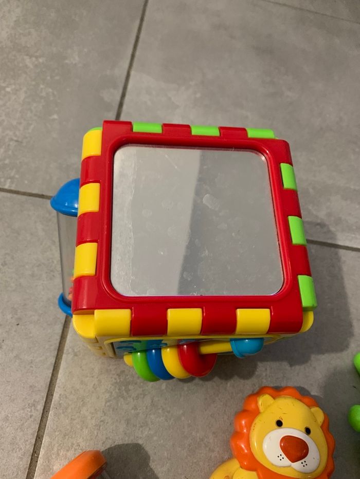 Lot jouets bébé - photo numéro 8