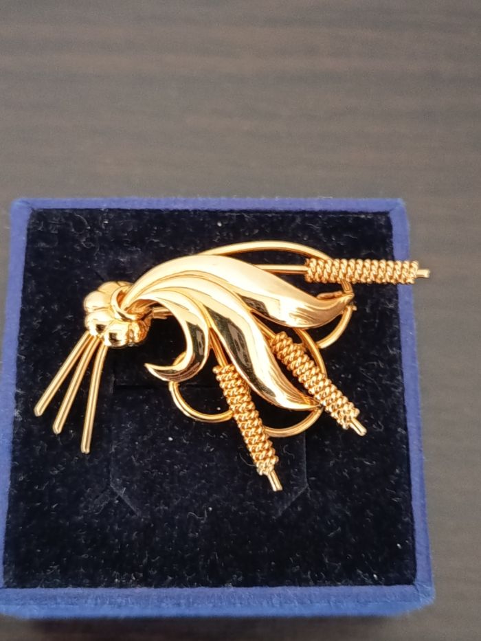 Broche plaqué or. - photo numéro 2