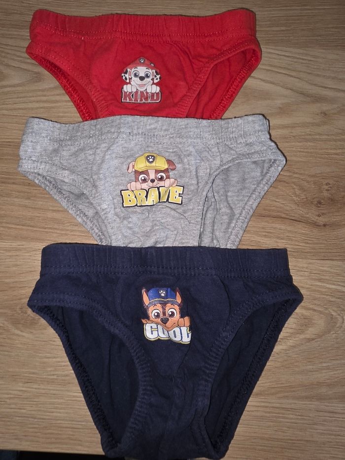 LOT 3 SLIP PAT PATROUILLE TAILLE 2/3 ANS