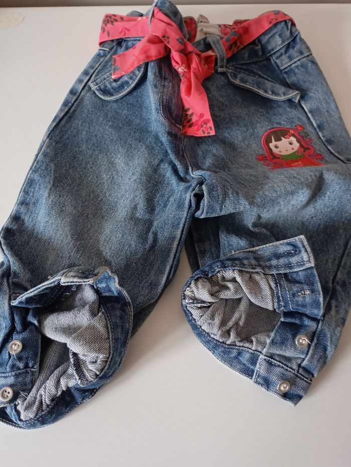 Ensemble pantacourt/pantalon jeans et tee-shirt manches . 36 mois/3 ans. Kimbaloo . Très bon état. - photo numéro 7