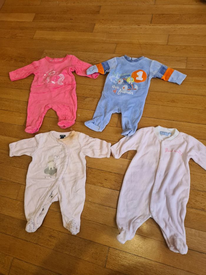Lot de 13 vêtements bébé 0mois à 1 mois - photo numéro 5