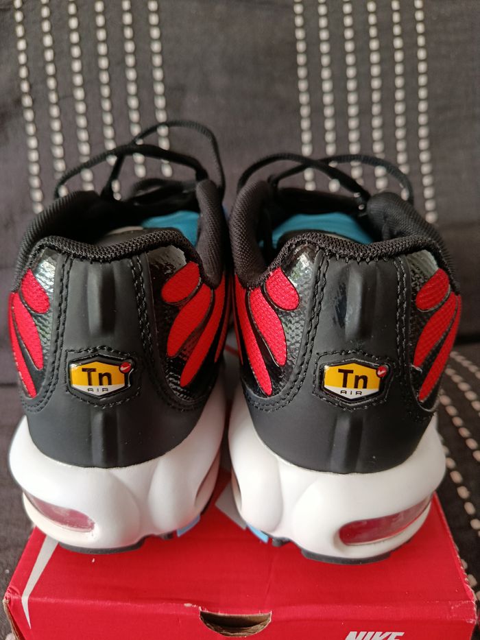 TN bleu/rouge/noir - photo numéro 6