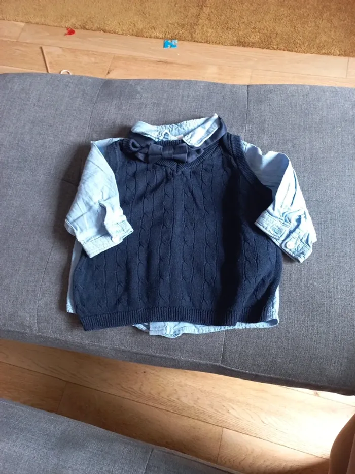 Lot vêtements 6 mois - photo numéro 4